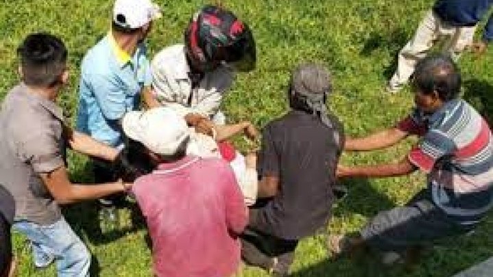 Diduga Melamun, Pejalan Kaki Tewas Tertabrak Kereta Api di Padang