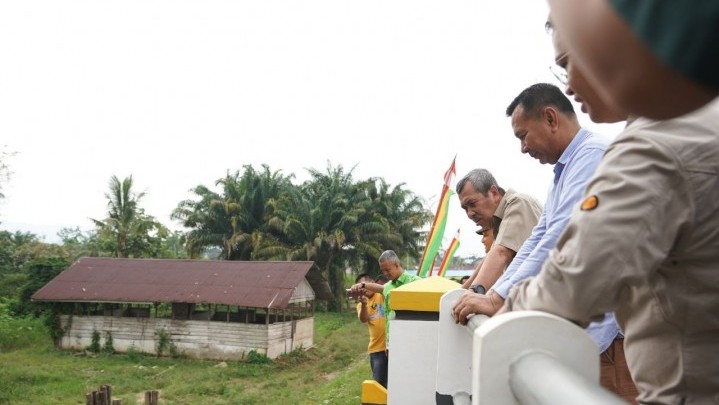 Gubri Syamsuar Resmikan Jembatan Sei Palis dan Sei Kubu Rokan IV Koto Rohul