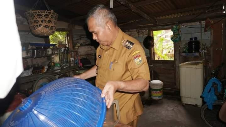 Pj Bupati Kampar Tidak Ingin Ada Masyarakat Kesulitan Makan dan Berobat Pj Bupati Kampar Tidak Ingin Ada Masyarakat Kesulitan Makan dan Berobat