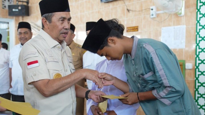 Usulan Pembangunan Sekolah Baru Ditunggu Gubri Syamsuar