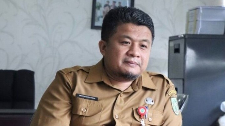 Disnakertrans Riau Ingatkan Perusahaan Aturan Sanksi Jika Tak Bayar THR Disnakertrans Riau Ingatkan Perusahaan Aturan Sanksi Jika Tak Bayar THR