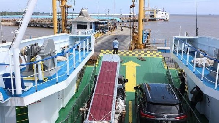 Hari Pertama Idul Fitri Kapal Roro Mulai Beroperasi Pukul 13.15 WIB Hari Pertama Idul Fitri Kapal Roro Mulai Beroperasi Pukul 13.15 WIB