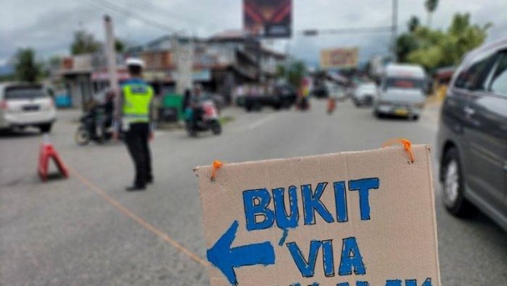 Hari Ini Terakhir Penerapan One Way Jalur Padang-Bukittinggi