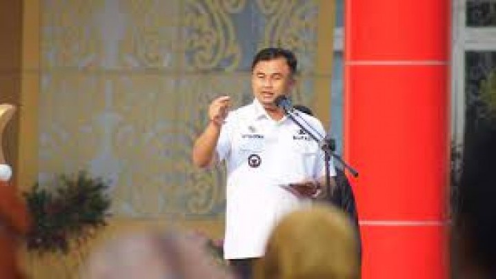 Tak Hadir Hari Pertama Kerja, ASN Pemkab Dharmasraya Diberi Surat Peringatan Tak Hadir Hari Pertama Kerja, ASN Pemkab Dharmasraya Diberi Surat Peringatan