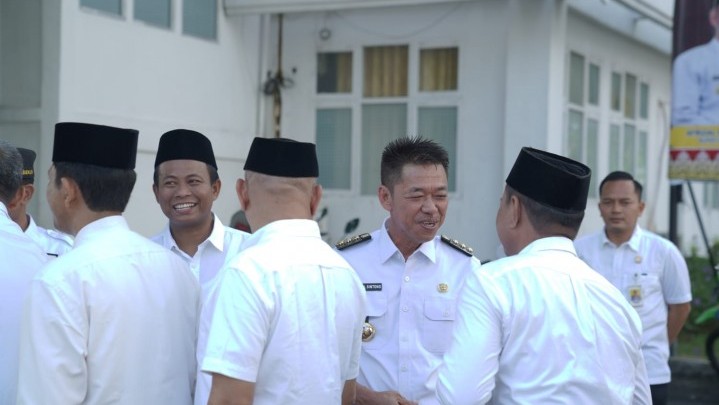 Program Pemkab Rohil Ditegaskan Bupati Harus Didukung Penghulu hingga Kepala OPD Program Pemkab Rohil Ditegaskan Bupati Harus Didukung Penghulu hingga Kepala OPD