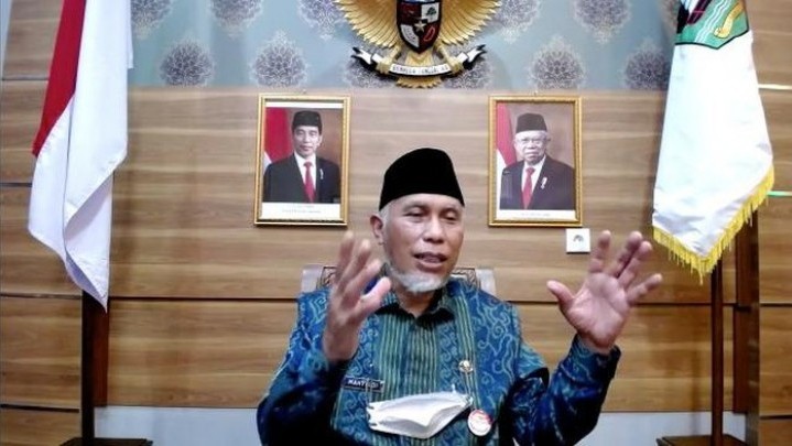 Pelaksanaan Otda Dikritisi Gubernur Sumbar Pelaksanaan Otda Dikritisi Gubernur Sumbar