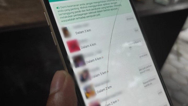 Prostitusi Online di Batam: Anak di Bawah Umur hingga Cewek MiChat Digorok Pelanggan Prostitusi Online di Batam: Anak di Bawah Umur hingga Cewek MiChat Digorok Pelanggan