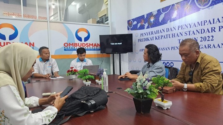 Ombudsman Sumbar Terima Laporan KWAK Terkait Pengusiran Wartawan Ombudsman Sumbar Terima Laporan KWAK Terkait Pengusiran Wartawan