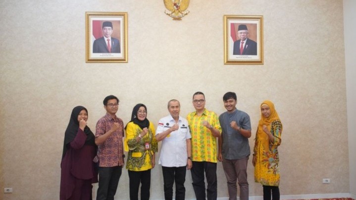 Pengangguran Anak Muda Dibahas Gubri Syamsuar dengan Pejabat Kemenpora Pengangguran Anak Muda Dibahas Gubri Syamsuar dengan Pejabat Kemenpora