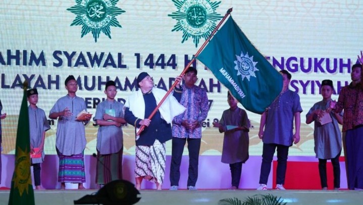 PW Muhammadiyah Riau 2022-2027 Sah Dipimpin Dr Hendri Sayuti PW Muhammadiyah Riau 2022-2027 Sah Dipimpin Dr Hendri Sayuti