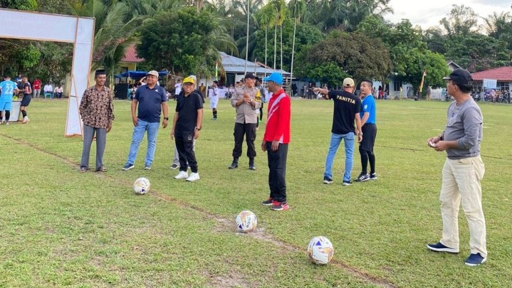 GPC Cup ke V Tahun 2023 Resmi Dibuka, Ali Yunus Puji Kekompakan Pemuda Desa Gobah GPC Cup ke V Tahun 2023 Resmi Dibuka, Ali Yunus Puji Kekompakan Pemuda Desa Gobah