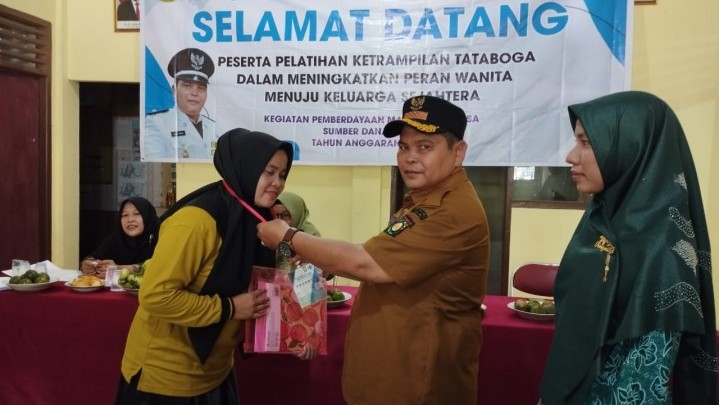 Gunakan Dana Desa Tahun 2023, Pemdes Padang Luas Gelar Pelatihan Tata Boga Gunakan Dana Desa Tahun 2023, Pemdes Padang Luas Gelar Pelatihan Tata Boga