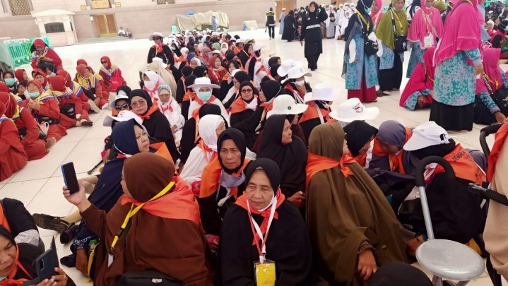 Kanwil Kemenag Riau Dr H Mahyudin MA Terus Pantau Aktifitas Jemaah Haji Asal Riau di Madinah Kanwil Kemenag Riau Dr H Mahyudin MA Terus Pantau Aktifitas Jemaah Haji Asal Riau di Madinah