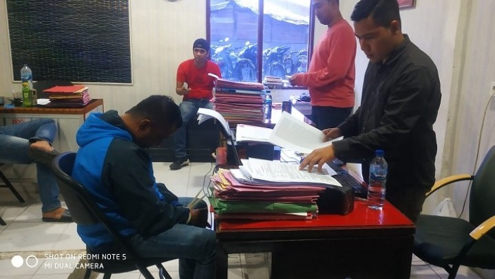 Dukun Gadungan Dibekuk Polres Kota Solok Dukun Gadungan Dibekuk Polres Kota Solok