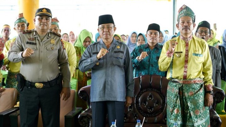 Bunda Literasi Diminta Bupati HM Wardan jadi Motivator Anak Gemar Membaca Bunda Literasi Diminta Bupati HM Wardan jadi Motivator Anak Gemar Membaca