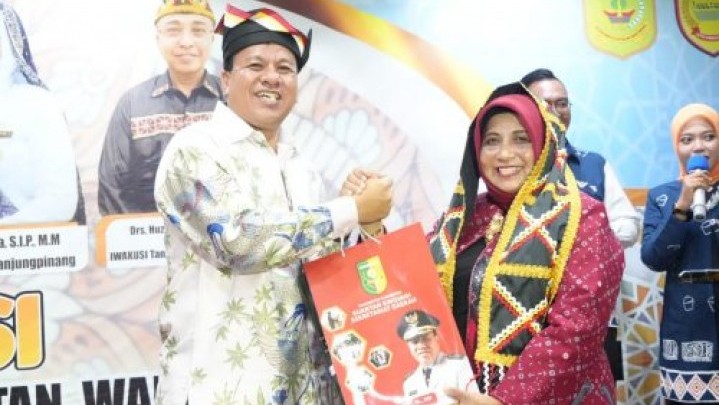 Wako Rahma Sumbang Sapi Kurban pada Paguyuban Masyarakat Kuansing di Tanjung Pinang Wako Rahma Sumbang Sapi Kurban pada Paguyuban Masyarakat Kuansing di Tanjung Pinang
