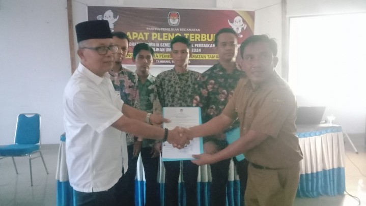 Terima Data DPSHP 2024, Ketua PAC Gerindra Tambang Harap Pemilu Gunakan Sistem Terbuka Terima Data DPSHP 2024, Ketua PAC Gerindra Tambang Harap Pemilu Gunakan Sistem Terbuka