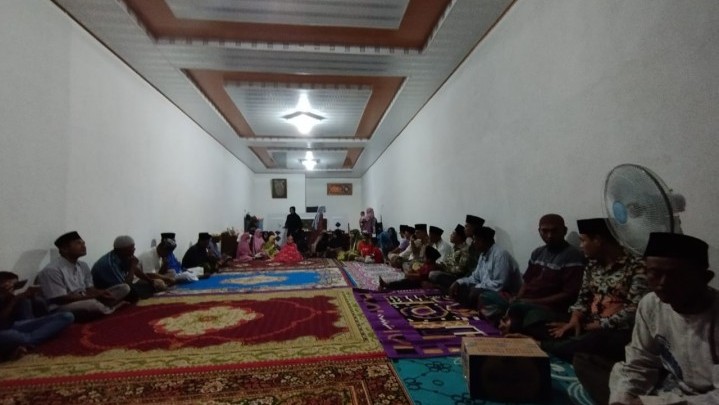 Syukuran Pindah Rumah, Ketua PAC Tambang Minta Doa Agar Gerindra Menang di Pemilu 2024 Syukuran Pindah Rumah, Ketua PAC Tambang Minta Doa Agar Gerindra Menang di Pemilu 2024