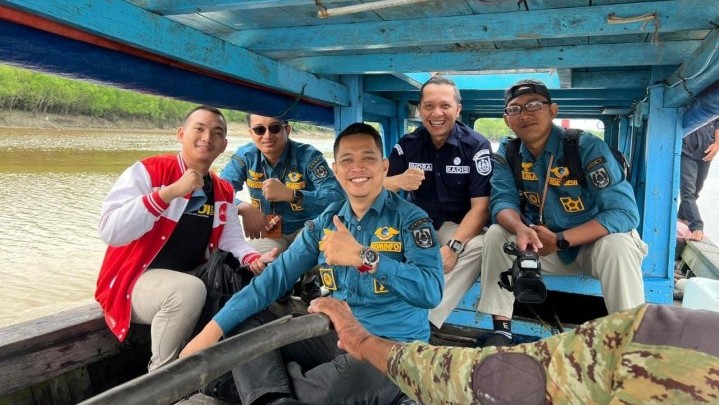 Pesisir Rohil Tak Terjangkau Jaringan Telekomunikasi, Kadis Kominfo Turun ke Lapangan