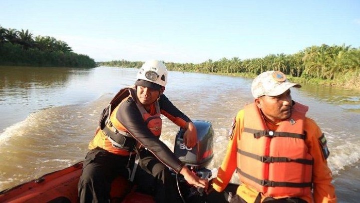 Akhirnya Balita Tercebur ke Sungai di Sasak Pasbar Ditemukan