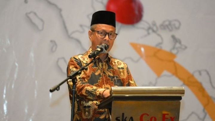 Komitmen Pemprov Riau Jalin Kerja Sama dengan Perguruan Tinggi Komitmen Pemprov Riau Jalin Kerja Sama dengan Perguruan Tinggi