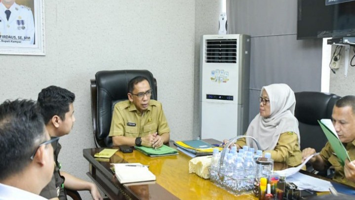 Rapat dengan KPPP, Sekda Kampar Soroti Kelangkaan Pupuk