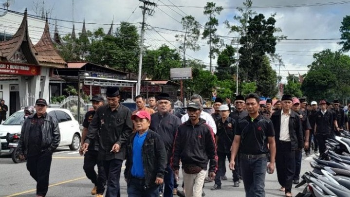 Parik Paga Nagari Kurai Laporkan Wako Bukittinggi ke Polisi Usai Viral Dugaan Kasus Inces