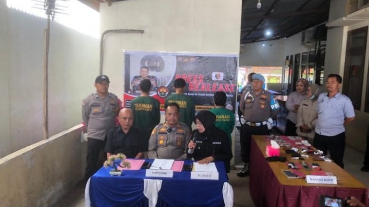 Gadaikan Belasan Mobil Rental, IRT di Padang Ditangkap