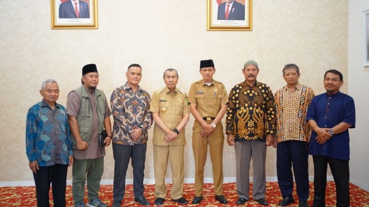 Gubri Syamsuar Ditawarkan Program Pengembangan Aren Gubri Syamsuar Ditawarkan Program Pengembangan Aren
