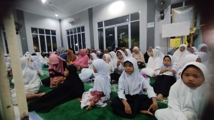 Malam Pergantian Tahun Hijriyah, Perumahan Riau Sentosa Rimbo Panjang Gelar Tabligh Akbar Malam Pergantian Tahun Hijriyah, Perumahan Riau Sentosa Rimbo Panjang Gelar Tabligh Akbar