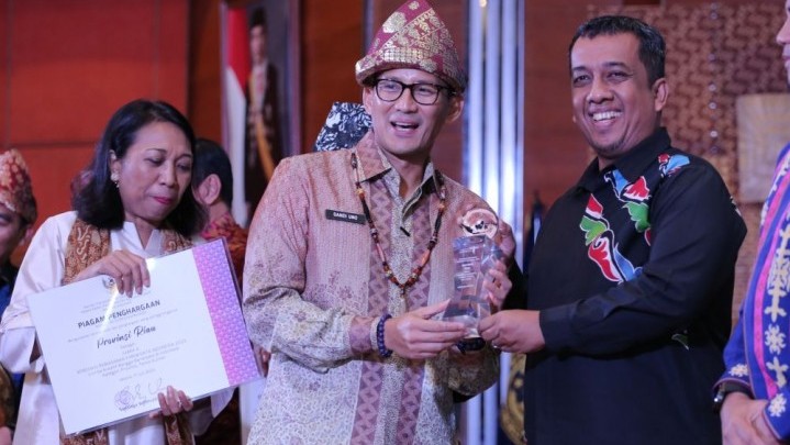 Dispar Riau Raih Juara 1 Lomba Video Promosi APPI 2023 Kemenparekraf Dispar Riau Raih Juara 1 Lomba Video Promosi APPI 2023 Kemenparekraf