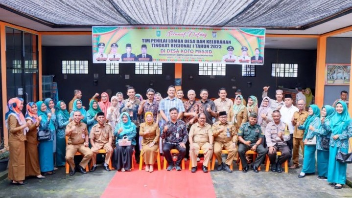 Tim Penilai Kemendagri Tinjau Desa Koto Masjid Kampar