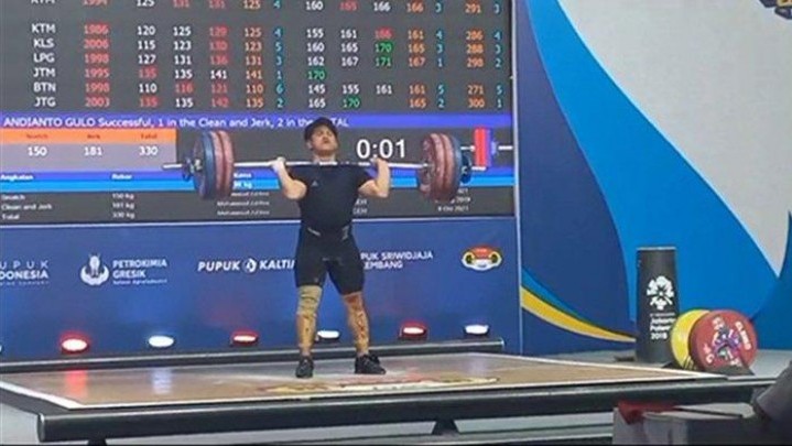 Lifter Riau Raih 1 Medali Emas dan 2 Perak di Kejurnas Angkat Besi Lifter Riau Raih 1 Medali Emas dan 2 Perak di Kejurnas Angkat Besi