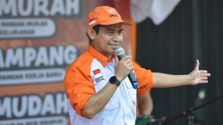 Dapil Riau 1: Hendry Munief Terus Bertahan, Panel Barus Bayangi Syamsuar Dapil Riau 1: Hendry Munief Terus Bertahan, Panel Barus Bayangi Syamsuar