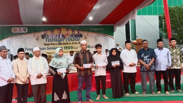 Ramadhan Ceria 2024, Baznas dan UMRI Berbagi 1.700 Santunan Dhuafa dan Anak Yatim se Riau