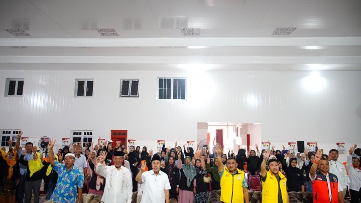 Tak Terbendung, Pendukung Cagubri Nomor Urut 3 Tumpah Ruah di Tembilahan Tak Terbendung, Pendukung Cagubri Nomor Urut 3 Tumpah Ruah di Tembilahan