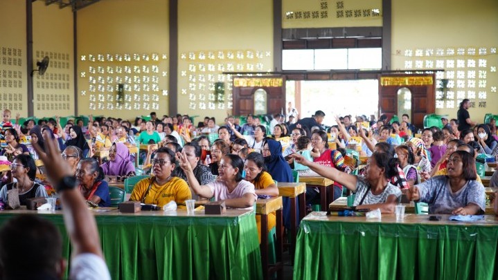 Di Pinggir, Nama Syamsuar Semakin ke Hati Masyarakat Di Pinggir, Nama Syamsuar Semakin ke Hati Masyarakat