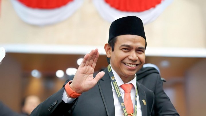 Anggota Komisi VII DPR RI, Hendry Munief: Kebijakan Hilirisasi Komoditas Bakal Dukung UMKM dan Ekraf Anggota Komisi VII DPR RI, Hendry Munief: Kebijakan Hilirisasi Komoditas Bakal Dukung UMKM dan Ekraf