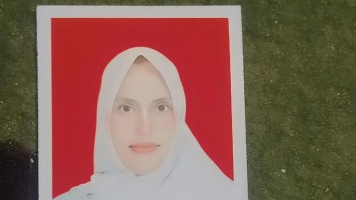 31 TAHUN TANPA JEJAK: Seorang Anak Perempuan Mencari Ayahnya Bermodalkan Duplikat Akta Nikah