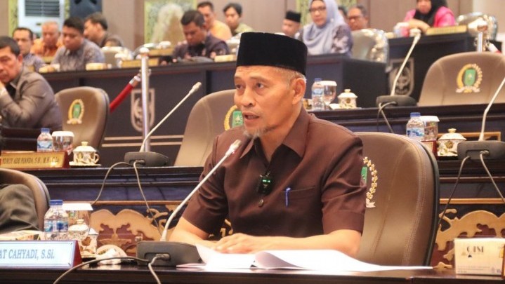 Ayat Cahyadi Nilai Wacana Penjualan Aset Stadion Utama Riau Bukan Solusi Tepat Ayat Cahyadi Nilai Wacana Penjualan Aset Stadion Utama Riau Bukan Solusi Tepat