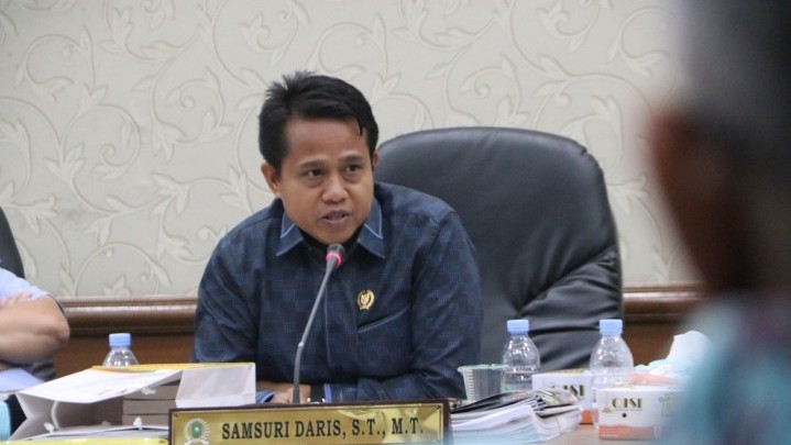 Samsuri Daris: Semenjak Diresmikan Sudah 110 KK Inhil Yang Menginap di Rumah Singgah Fraksi PKS Riau Samsuri Daris: Semenjak Diresmikan Sudah 110 KK Inhil Yang Menginap di Rumah Singgah Fraksi PKS Riau