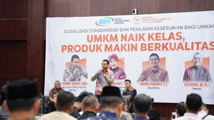Hendry Munief dan BSN gelar Sosialisasi Standarisasi Produk, Targetkan UMKM Naik Kelas