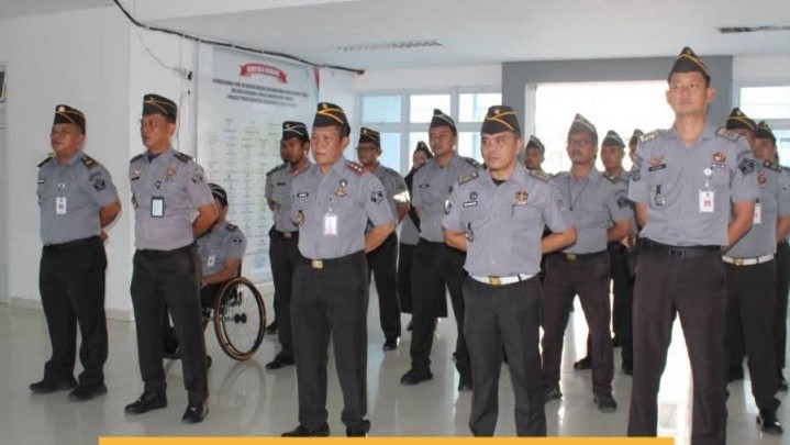 Lapas Narkotika Rumbai Ikuti Apel Bersama Kementerian Koordinator Hukum, HAM, Imigrasi, dan Pemasyarakatan Secara Virtual