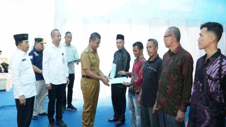 Launching Dapur MBG Sibiruang, Bupati Kampar Ahmad Yuzar: Serap Tenaga Kerja dan Gerakkan Ekonomi Masyarakat
