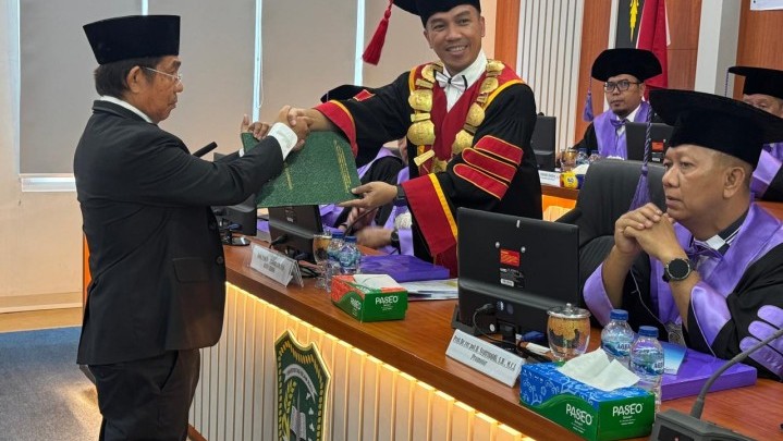Ketua Baznas RI Prof Noor Achmad Jadi Penguji Eksternal Ujian Doktor di UIR, Dr Endar Muda Lulus dengan Pujian