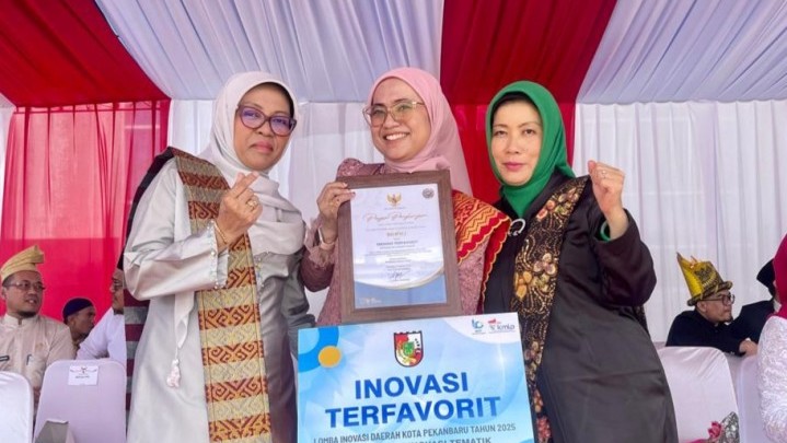 Melalui Inovasi Dipikat Mas Tenar, Puskesmas Tenayan Raya Sabet Inovasi Terfavorit di Pekanbaru Tahun 2025 Melalui Inovasi Dipikat Mas Tenar, Puskesmas Tenayan Raya Sabet Inovasi Terfavorit di Pekanbaru Tahun 2025