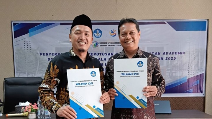Dua Pembina Ukmi Alfatah Meraih Jabatan Akademik Tertinggi, Prof dan Assoc Prof