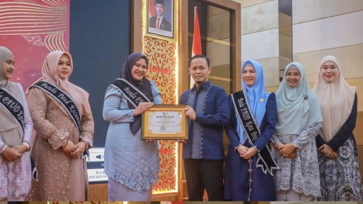 Camat Pekanbaru Kota Rein Rizka Karvy Dinobatkan Sebagai Bunda PAUD Kecamatan Tebaik 1 se Pekanbaru