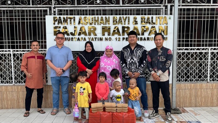 Jumat Berkah Empire80 Lounge KTV Gelar Giat Berbagi Dengan Panti Asuhan di Pekanbaru