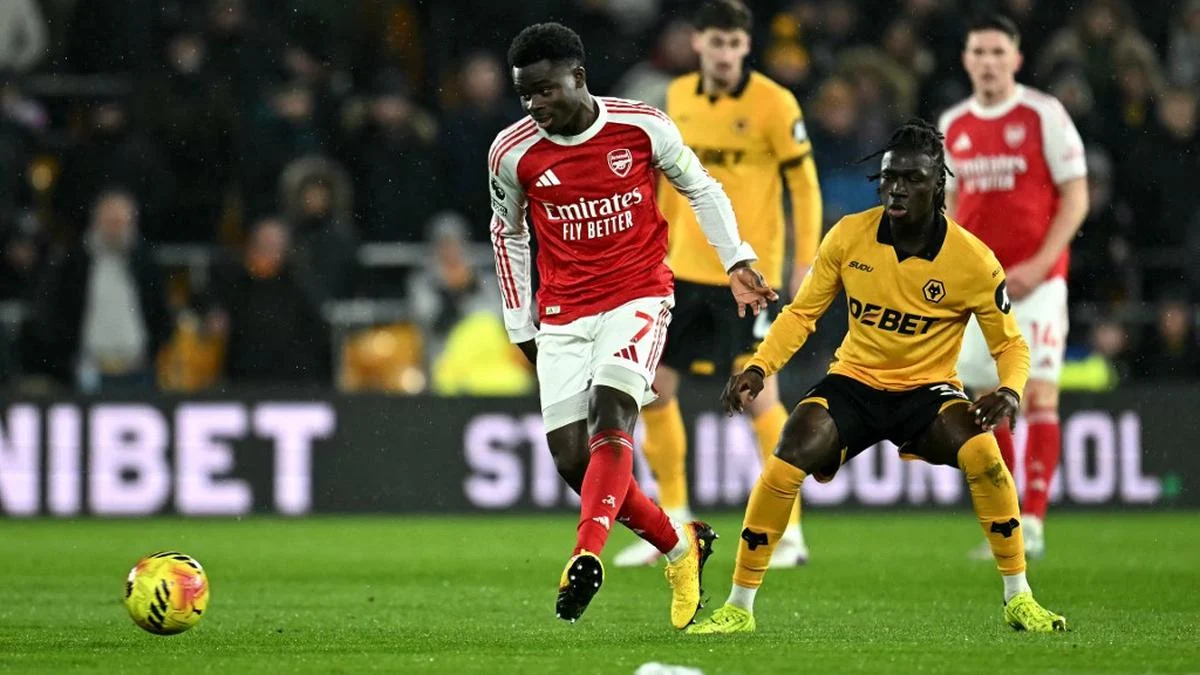 Arsenal di Persimpangan Musim: Derby London Utara dan Bayang-Bayang Cedera Saka